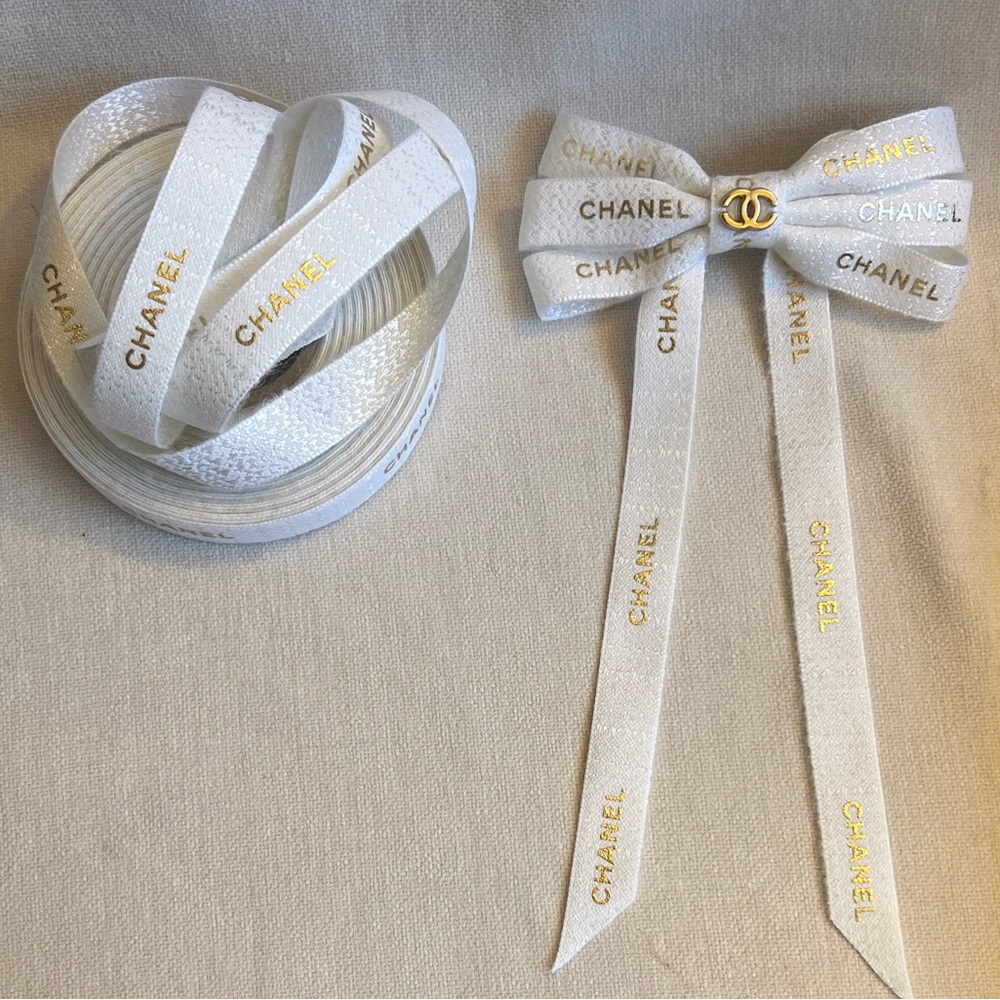 CHANEL Gift Wrapping Ivory and Gold Grosgrain Ribbon 2 Yards